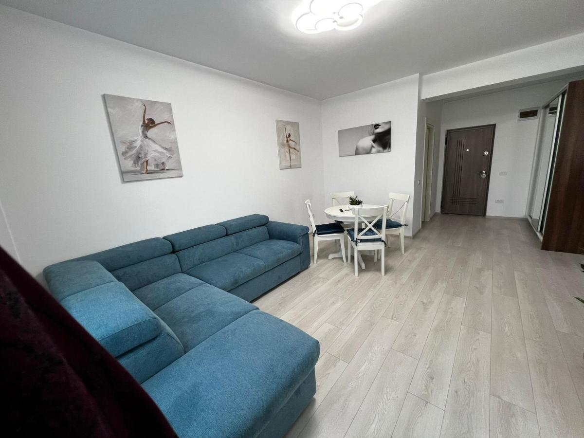 Urban Apartments And Studios - City Center Iasi Buitenkant foto