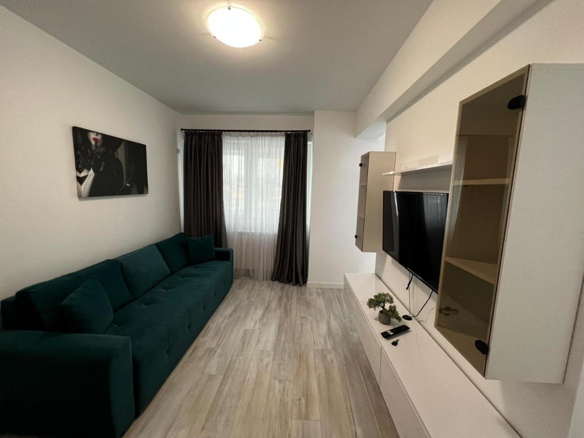 Urban Apartments And Studios - City Center Iasi Buitenkant foto